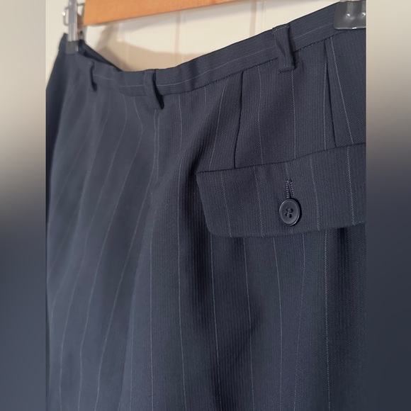 GIORGIO ARMANI LE COLLEZIONI PLEATED PINSTRIPE TROUSER - Picture 6 of 11